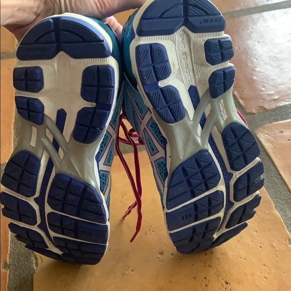 ASICS size 8 - Picture 2 of 5